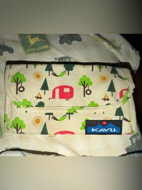 KAVU Cream Canvas Crossbody Wallet with Pink Camper and Green Tree Print